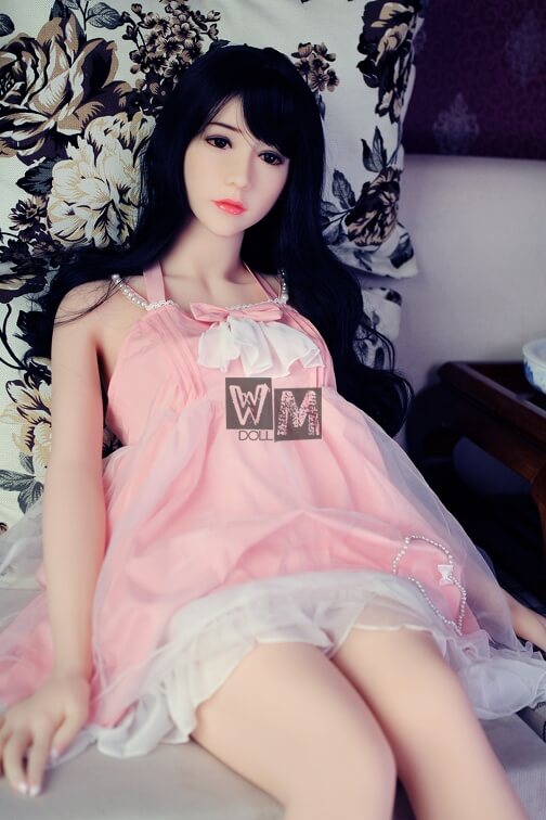 B20 1M53 DOLCEE Búp bê tình yêu hồn nhiên đến lạ kỳ cho các anh
